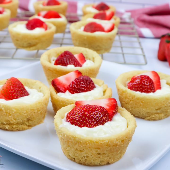 Strawberry Cheesecake Cookie Cups