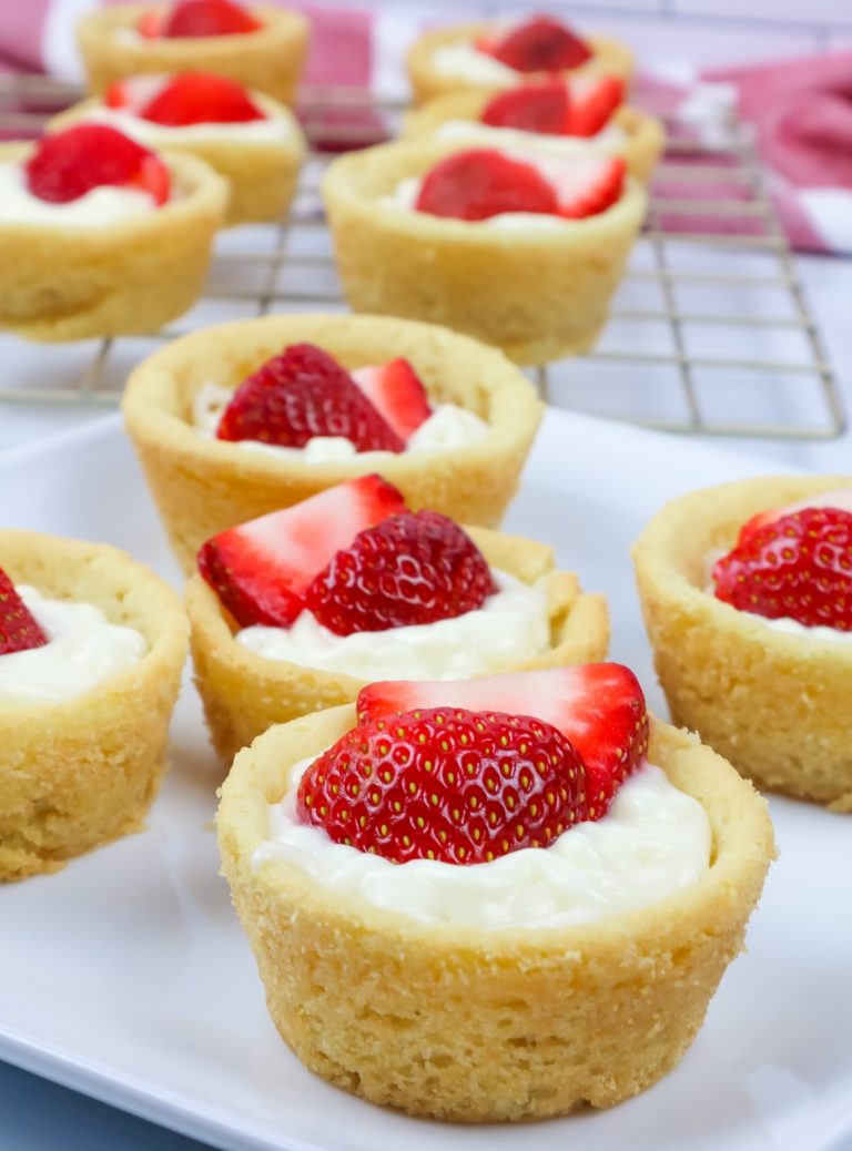 Delightful Strawberry Cheesecake Cookie Cups (An Easy Baking Recipe)
