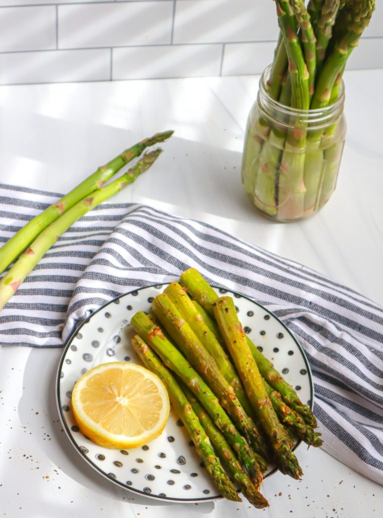 Quick and Easy Five Minute Air Fryer Asparagus