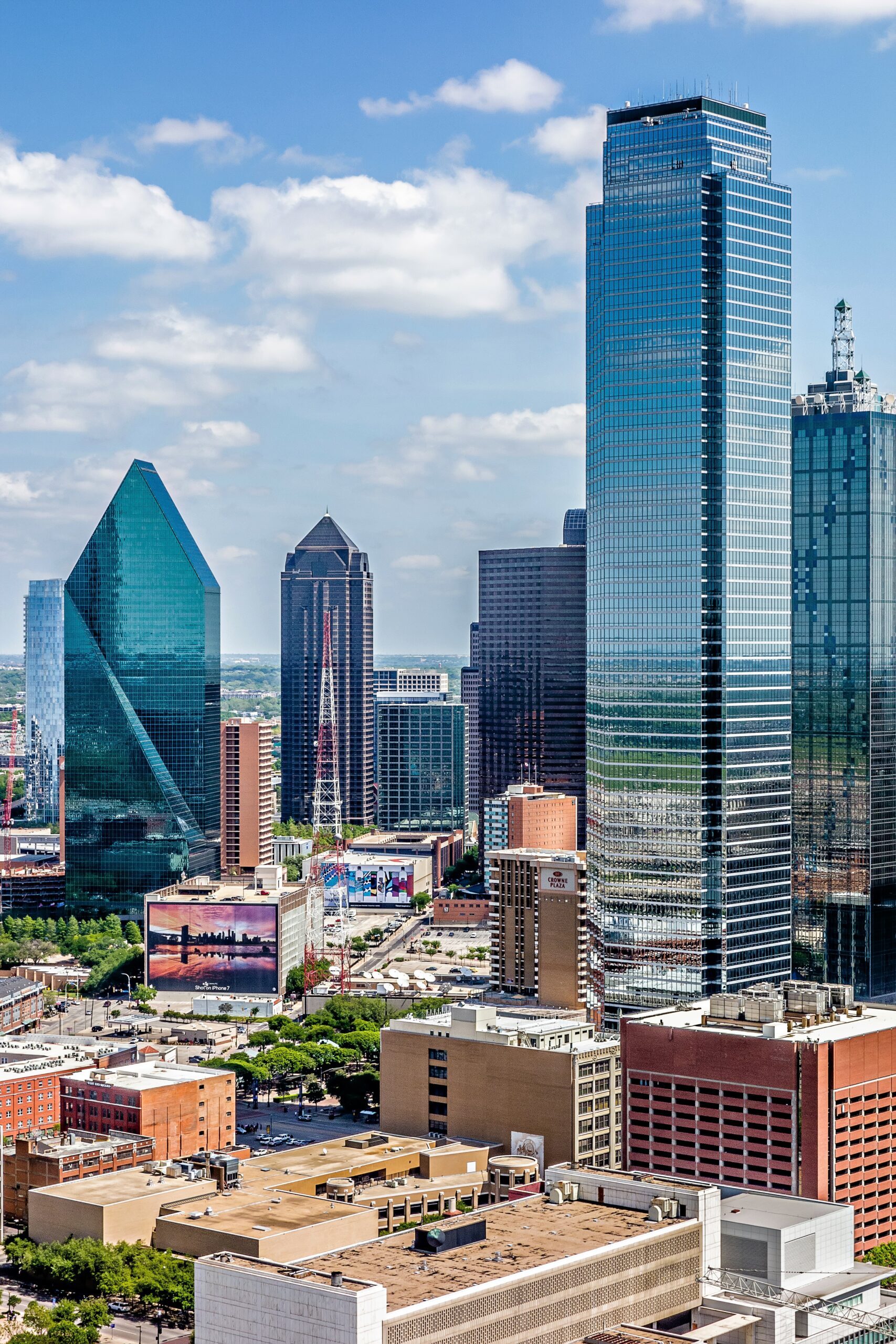 Make the most of a weekend in Dallas, Texas, and find out where to eat, where to stay, and things to do in Dallas.