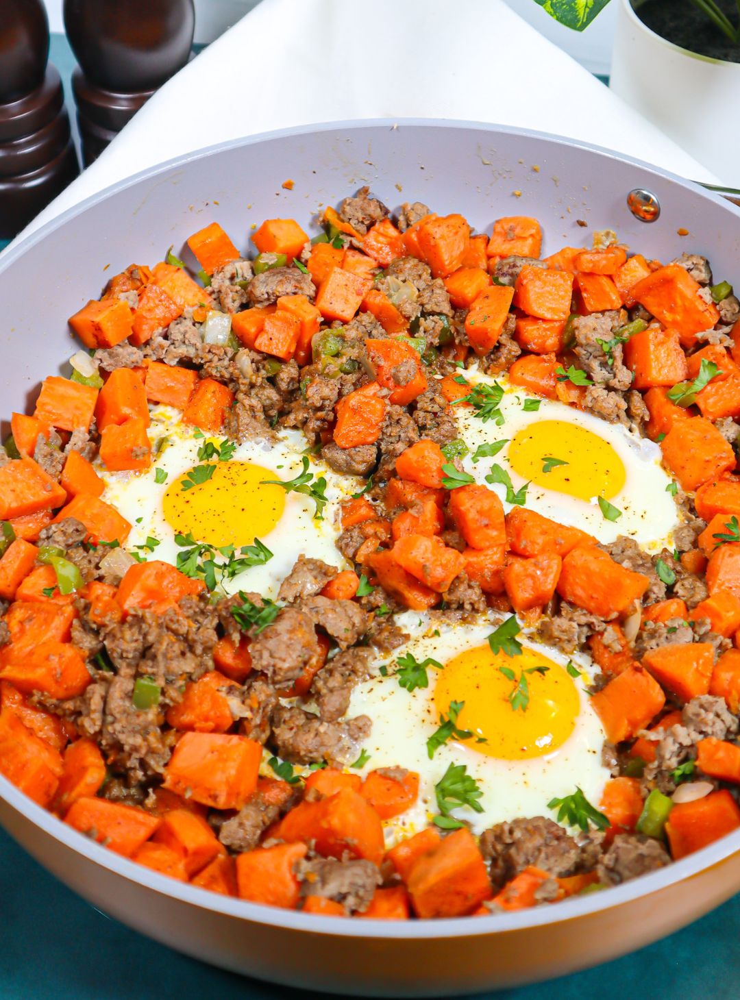 Sweet Potato Hash (An Easy Breakfast Recipe)