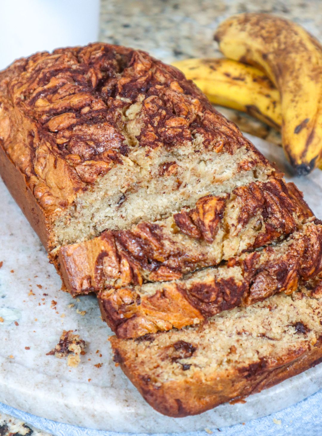 Easy Chocolate Chip Banana Bread With Cinnamon Brown Sugar Topping